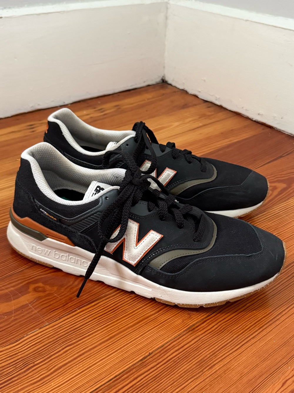 New Balance Men's 997H Casual Sneakers Black Cayenne Size 10.5